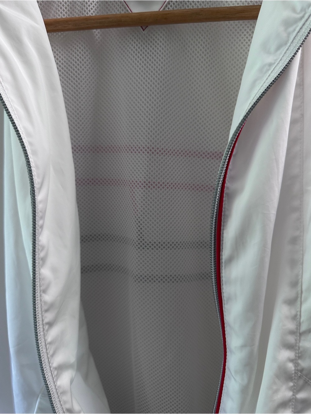 Tommy Hilfiger Womens White Windbreaker Jacket Spellout Sleeve Track Sport XS - Picture 5 of 7
